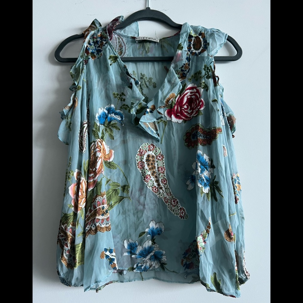 Alice and Olivia cut out shoulder shirt